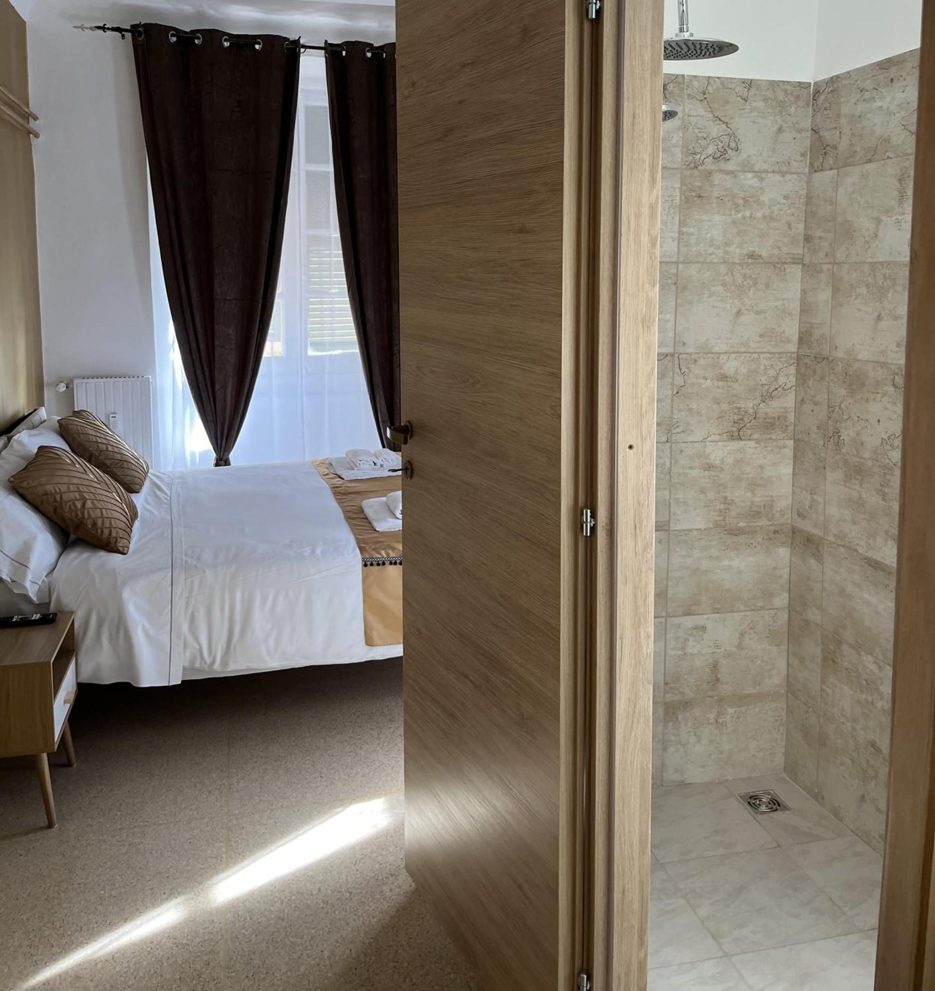 Genova Gold Rooms Eksteriør bilde