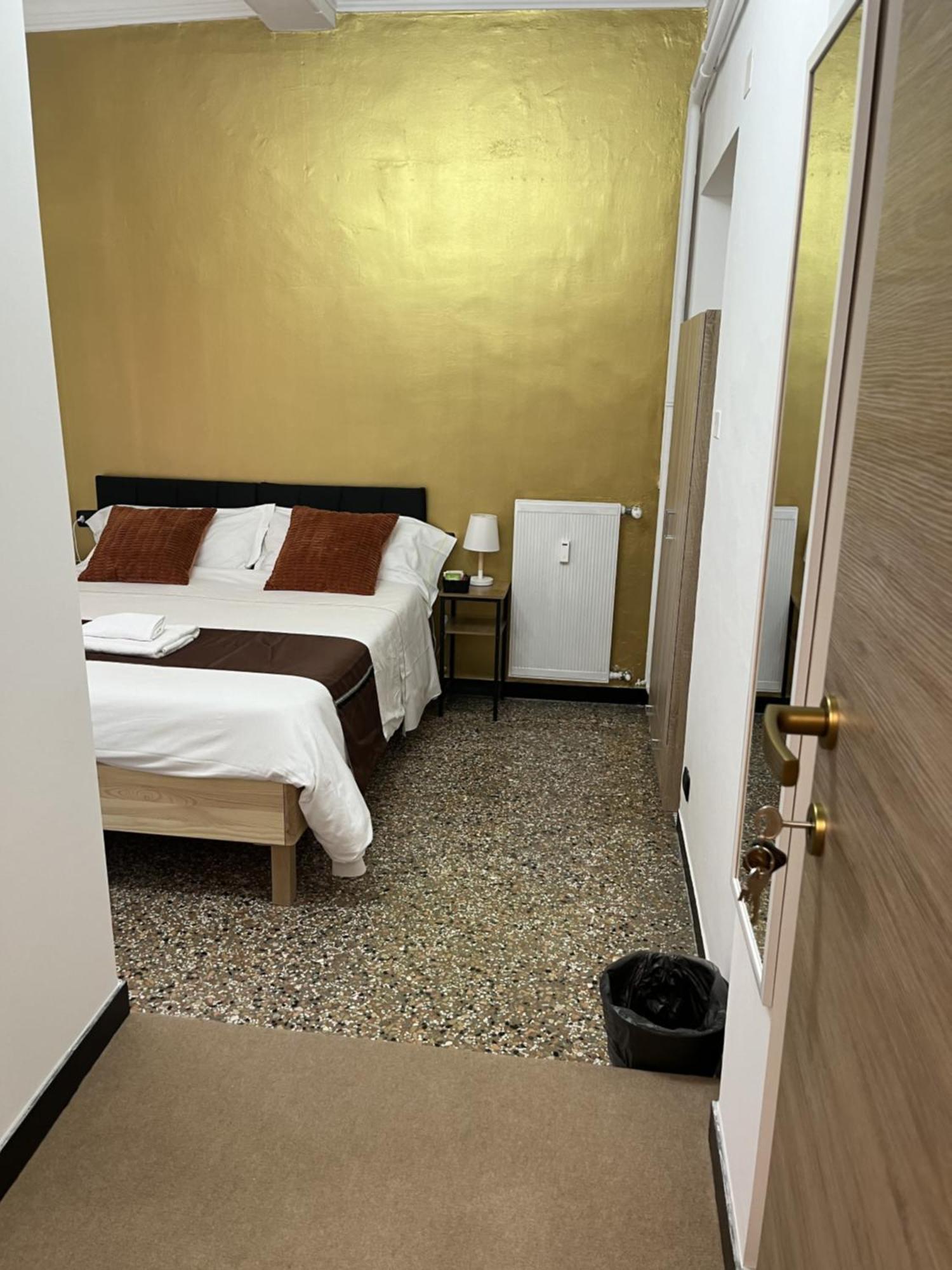 Genova Gold Rooms Rom bilde